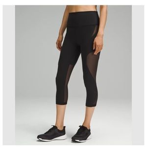 LULULEMON Wunder Train Mesh Panel High-Rise Crop 25”